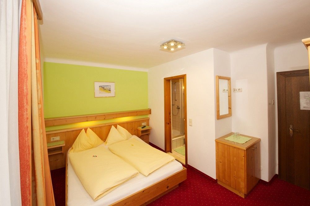 Pension Alpenrose Zell am See Exterior photo